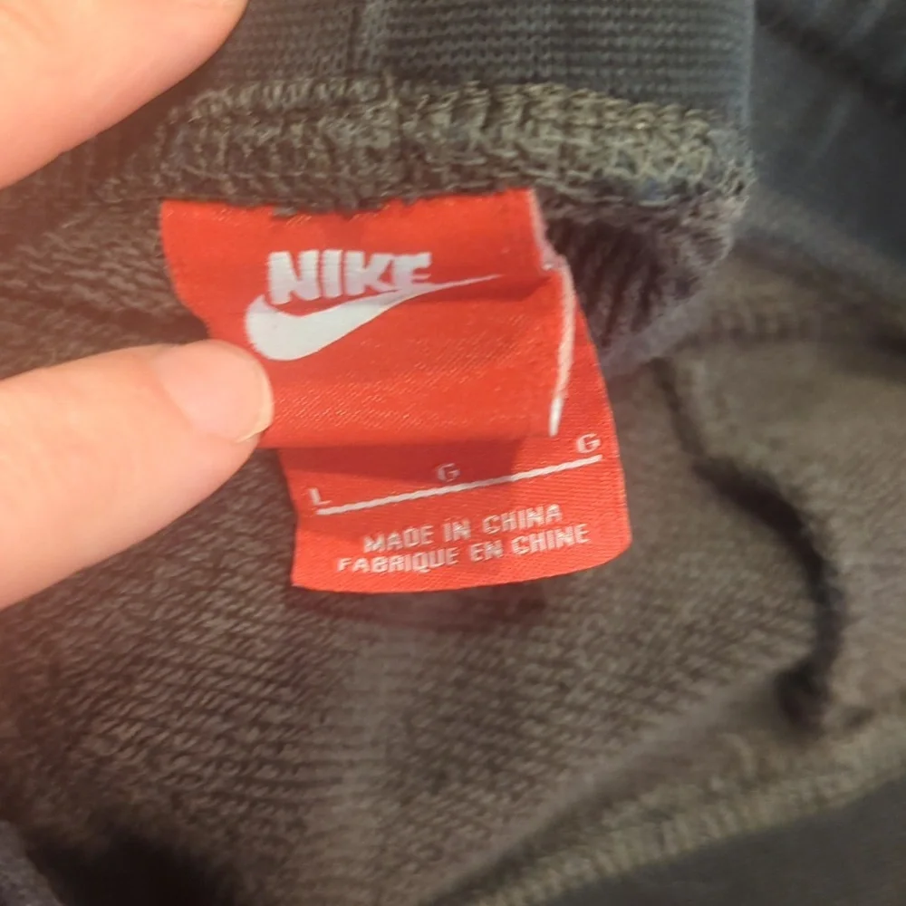 Nike Air Joggers - Picture 3 of 8